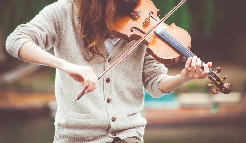 Clases de violín en ESMUSE Sevilla